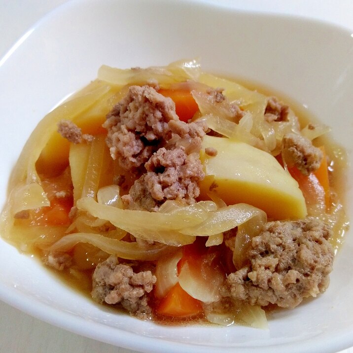 挽き肉で そぼろ肉じゃが レシピ 作り方 By うーころちゃん 楽天レシピ 挽き肉で そぼろ肉じゃが レシピ 作り方 By うーころちゃん 楽天レシピ